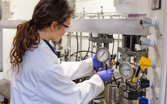 imgThe SCHEMA Hub will train the next generation of postdoctoral researchers in sustainable chemicals and materials manufacturing