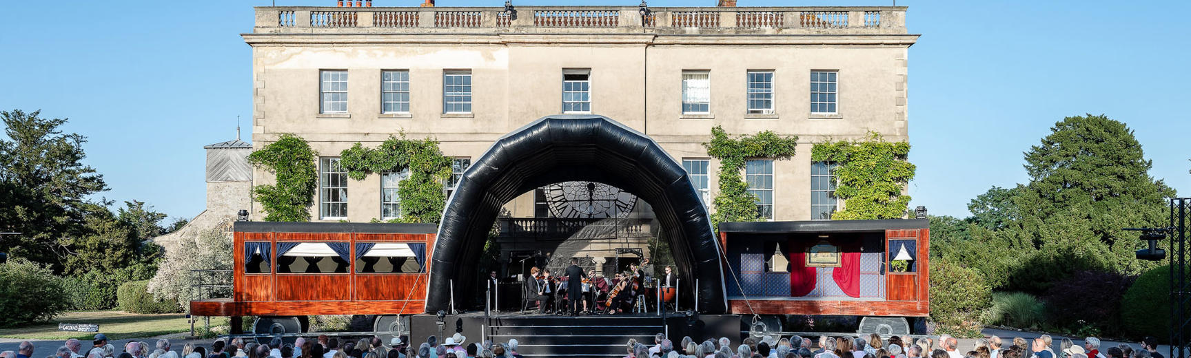 Waterperry Opera Festival